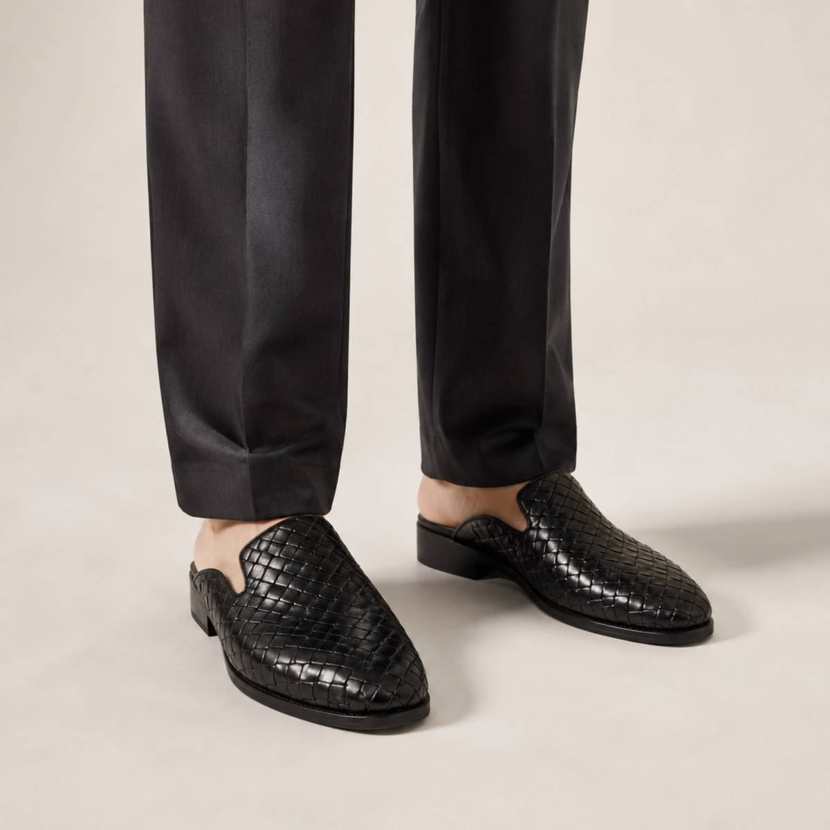 Milano Noir Mule