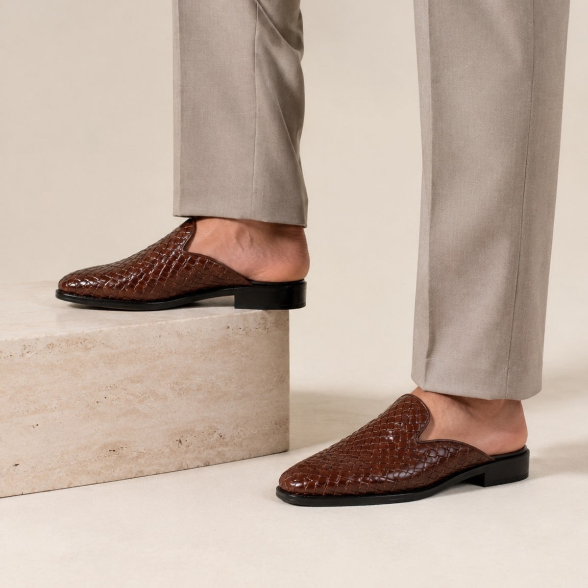 Astorio Chestnut Mule